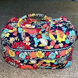 Vera Bradley Travel Bag!